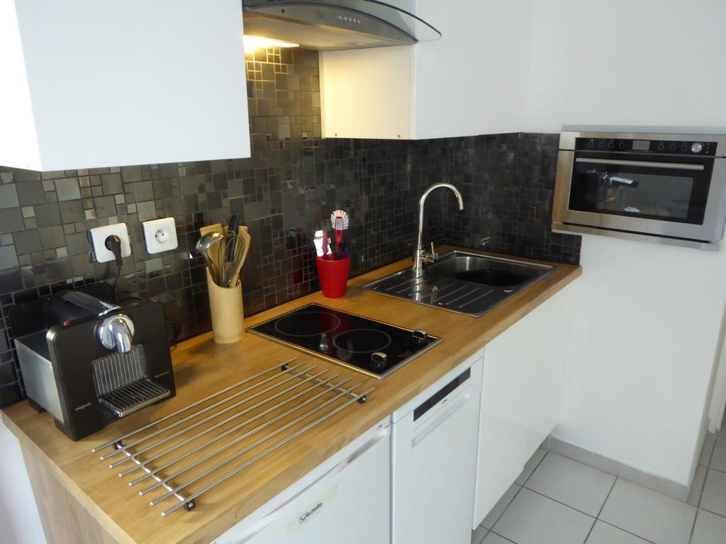 Les Arceaux Apartment มงต์เปอลิเยร์ ภายนอก รูปภาพ
